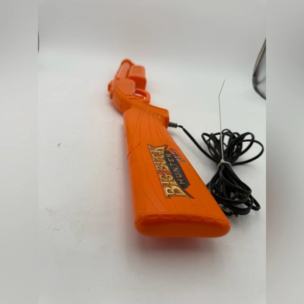 Big Buck Pro Arcade TV Video Game Gun Only No Sensor -Orange 2009 Jakks Pacific,